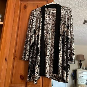 Travelers by Chics lightweights cardigan